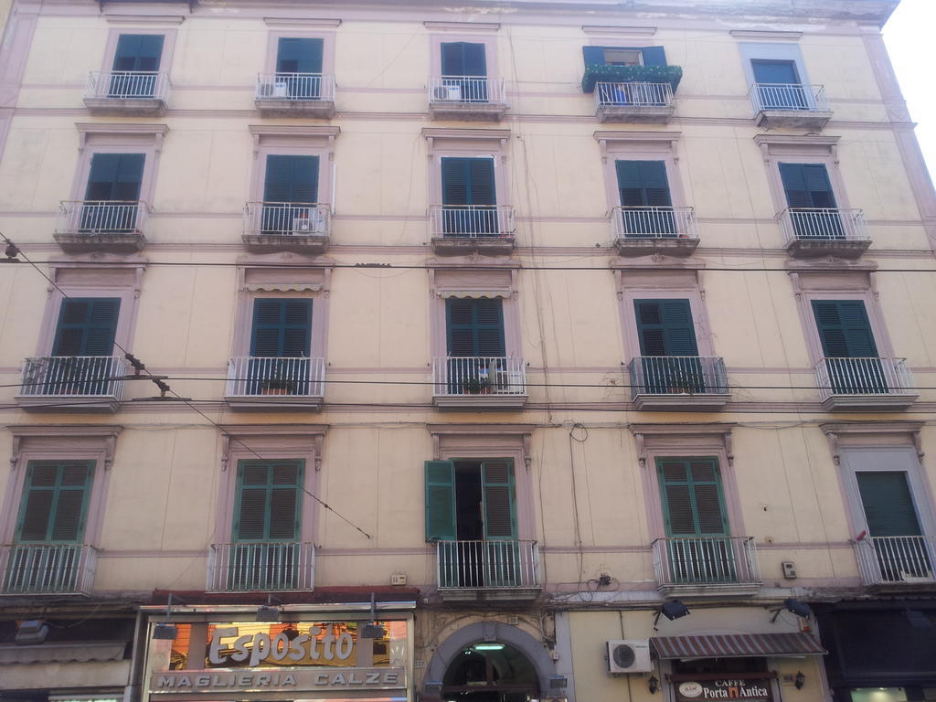 Thousand Colors Napoli